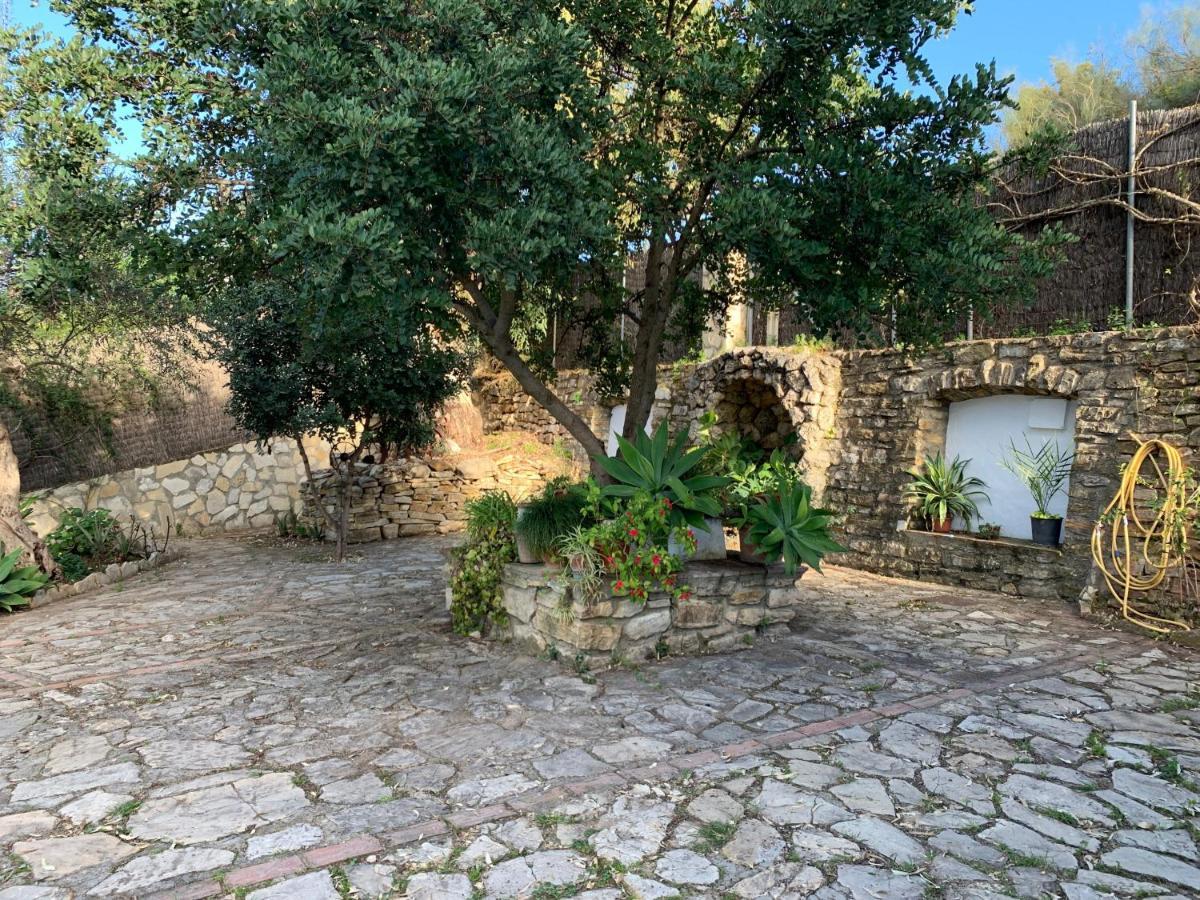 Vivelorural Casa Y Piscina En Zahara De La Sierra Villa Exterior photo