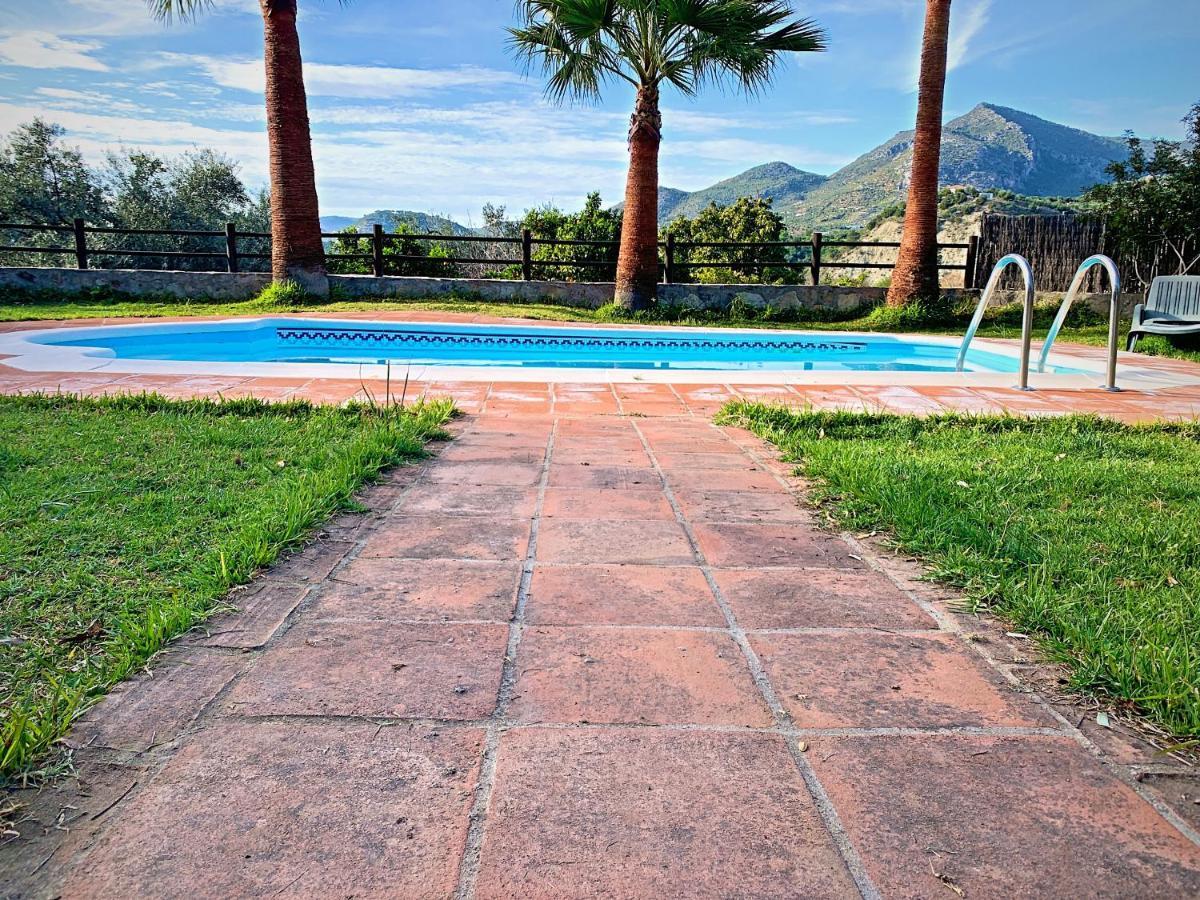 Vivelorural Casa Y Piscina En Zahara De La Sierra Villa Exterior photo